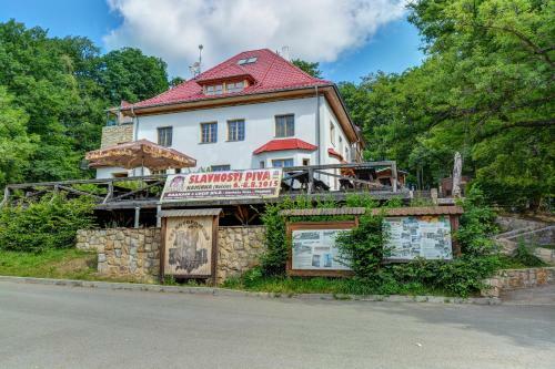 Hostal Lesn� Penzion Bun?