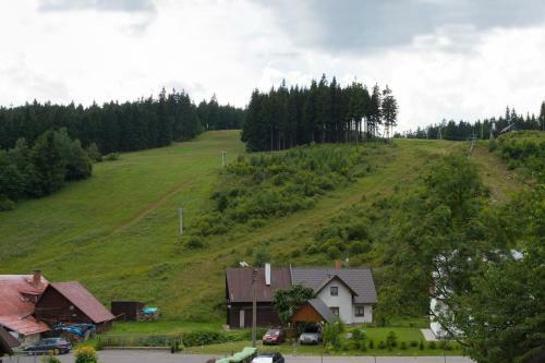 Hostal Penzion Skiland Pet?�kov