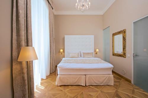 Z�mek Ratm??ice - Hotel & Resort