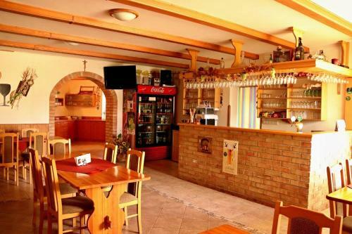 Hostal Penzion Kos�k Tvrdonice