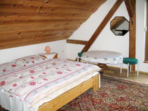 Holiday Home Haus Polivka (hur100)