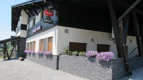 Hostal Penzion Na Kopci V?esina