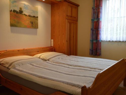 Comfortable Apartment By The Forest In Gransdorf