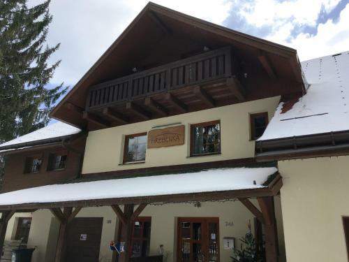 Hostal Chalet H?ebenka