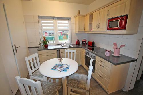 Neues Ferienhaus In Moellenhagen S
