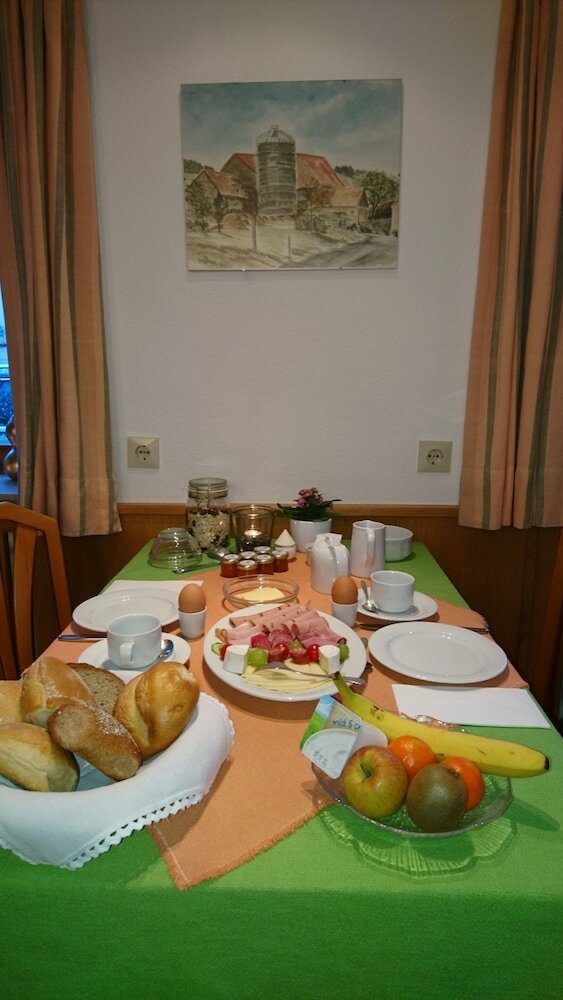 Hostal Pension Landhaus Fischer