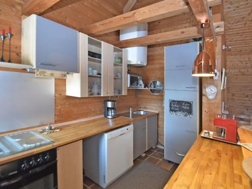 Gorgeous Apartment In Passau Near River