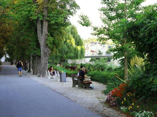Gorgeous Apartment In Passau Near River