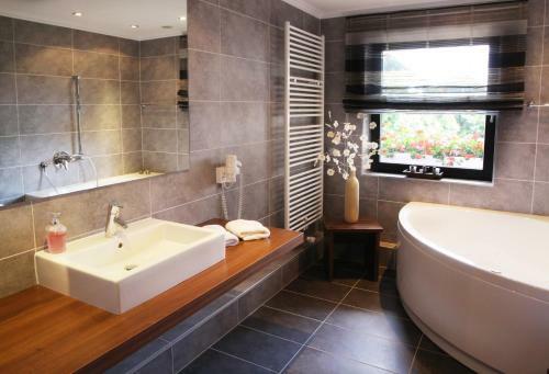 Arens Hotel 327mnn
