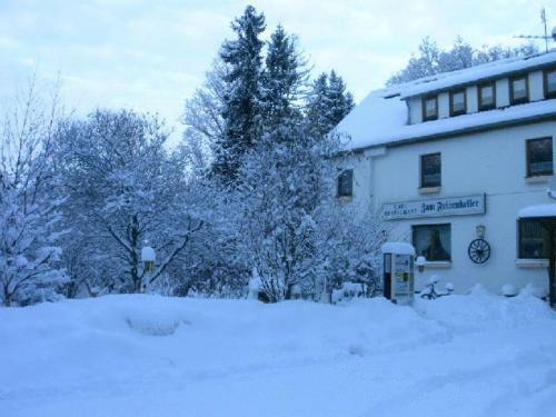 Hostal Waldpension Zum Felsenkeller