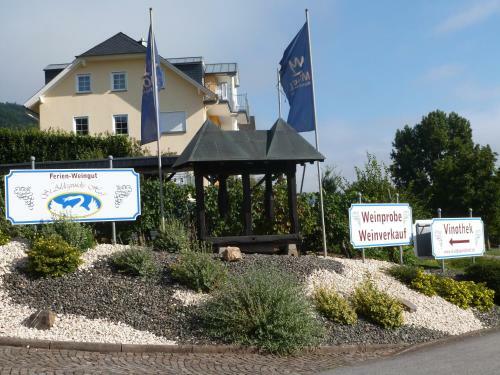 Hostal Wein- Und G�stehaus St. Aldegundishof