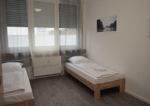 Hostal Monteurzimmer Messe Airport