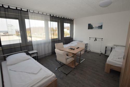 Hostal Monteurzimmer Messe Airport