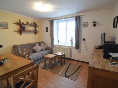 Cozy Apartment With Private Garden In Ittel