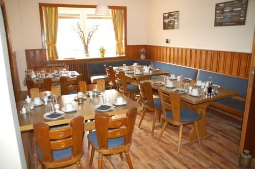 Hostal G�stehaus Fuchsr�hre