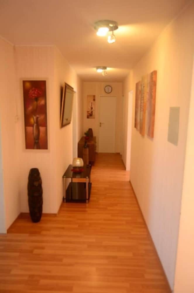 Hostal Gr�ndauer Monteurwohnung/studentenwohnung