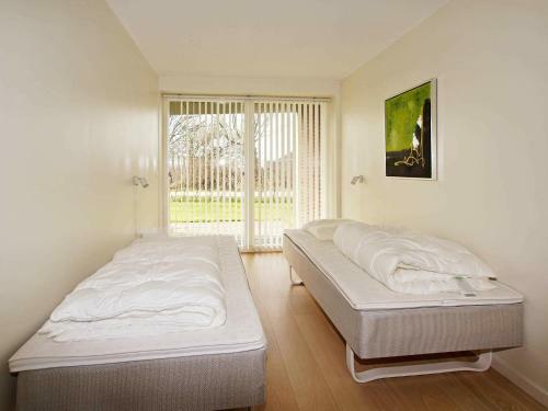 Apartamento Holiday Home Kirkeh�jvej II