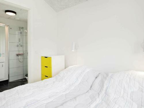 Three-bedroom Holiday Home In Tarm 12