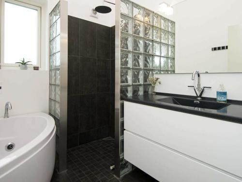 Four-bedroom Holiday Home In Haderslev 7