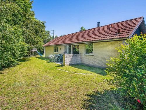 Holiday Home Kors�r V