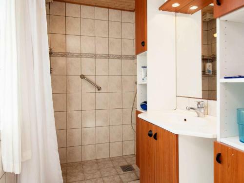 Holiday Home Kors�r V