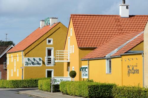 Hotel And Restaurant Fru Larsen