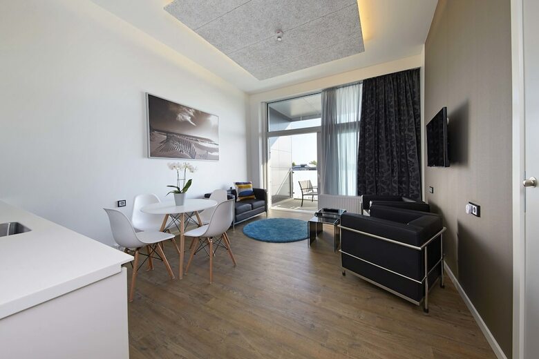 Apartamento Living Suites