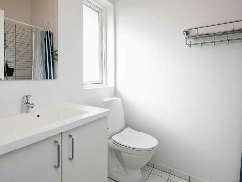 Three-bedroom Holiday Home In Fr�rup 7