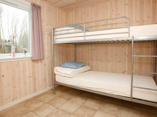 Six-bedroom Holiday Home In Vinderup