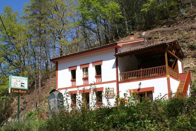 Hotel Casa Rural Priena