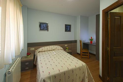 Hostal-bar Restaurante "la Fuente"