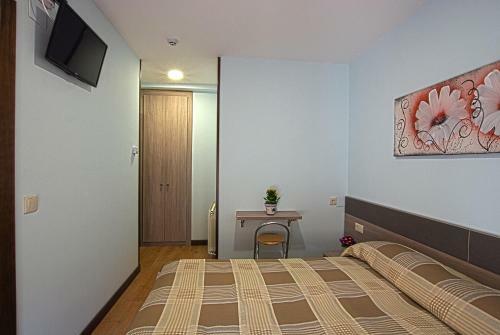 Hostal-bar Restaurante "la Fuente"