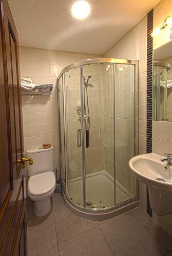 Hostal-bar Restaurante "la Fuente"