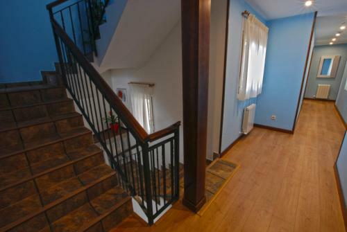 Hostal-bar Restaurante "la Fuente"