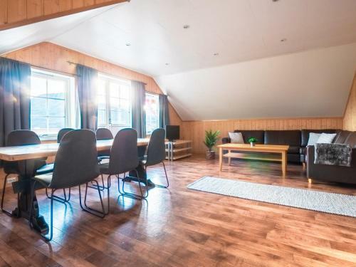 Lyngen Havfiske Og Tursenter