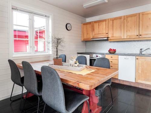 Lyngen Havfiske Og Tursenter