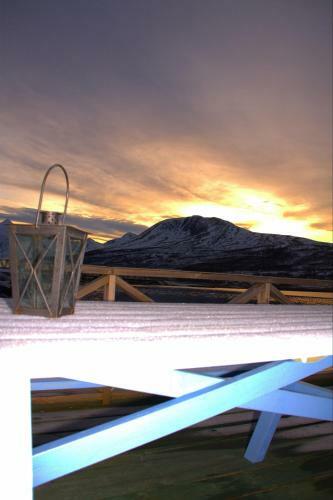 Lyngen Havfiske Og Tursenter