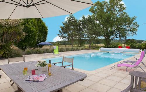 Arsague Villa Sleeps 6 Pool Wifi
