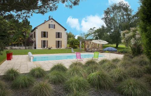 Arsague Villa Sleeps 6 Pool Wifi