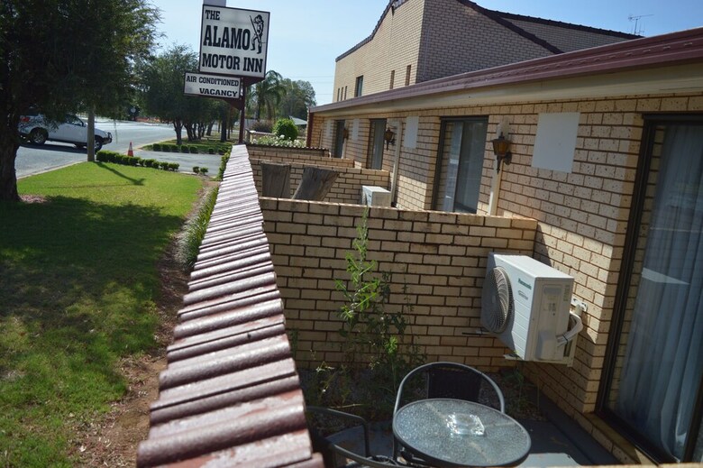 Hotel Alamo Motor Inn