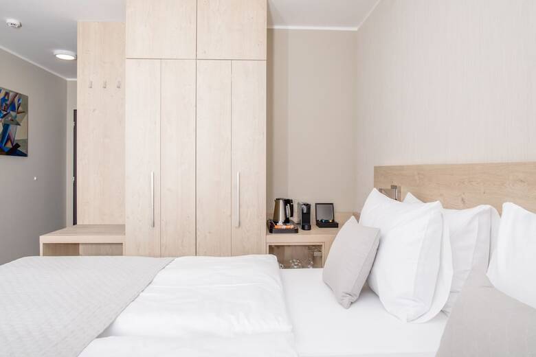 Hotel Restart ****