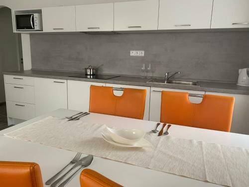 Hostal Penzion Adam?�k