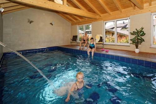 Hostal Berghof Pension Und Ferienwohnungen