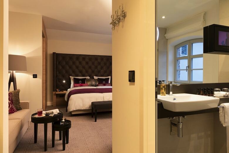 Hotel Brunnenhaus Schloss Landau