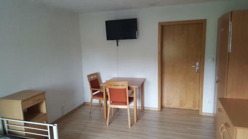 Hostal Pension Citytravel Preussisch Str�hen