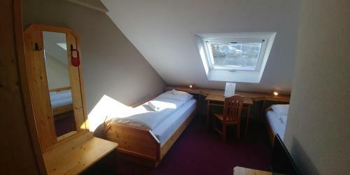 Hotel Bad Bruckhaus / Viaschweiz