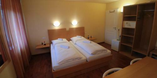 Hotel Bad Bruckhaus / Viaschweiz