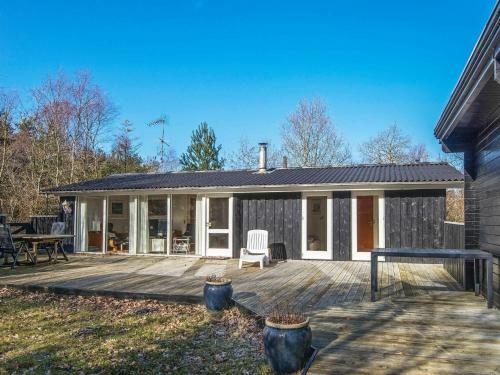 Three-bedroom Holiday Home In Glesborg 5