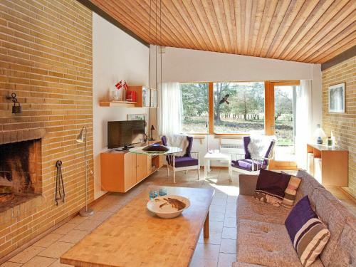 Holiday Home Violvej