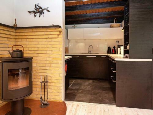Three-bedroom Holiday Home In Str�by 3